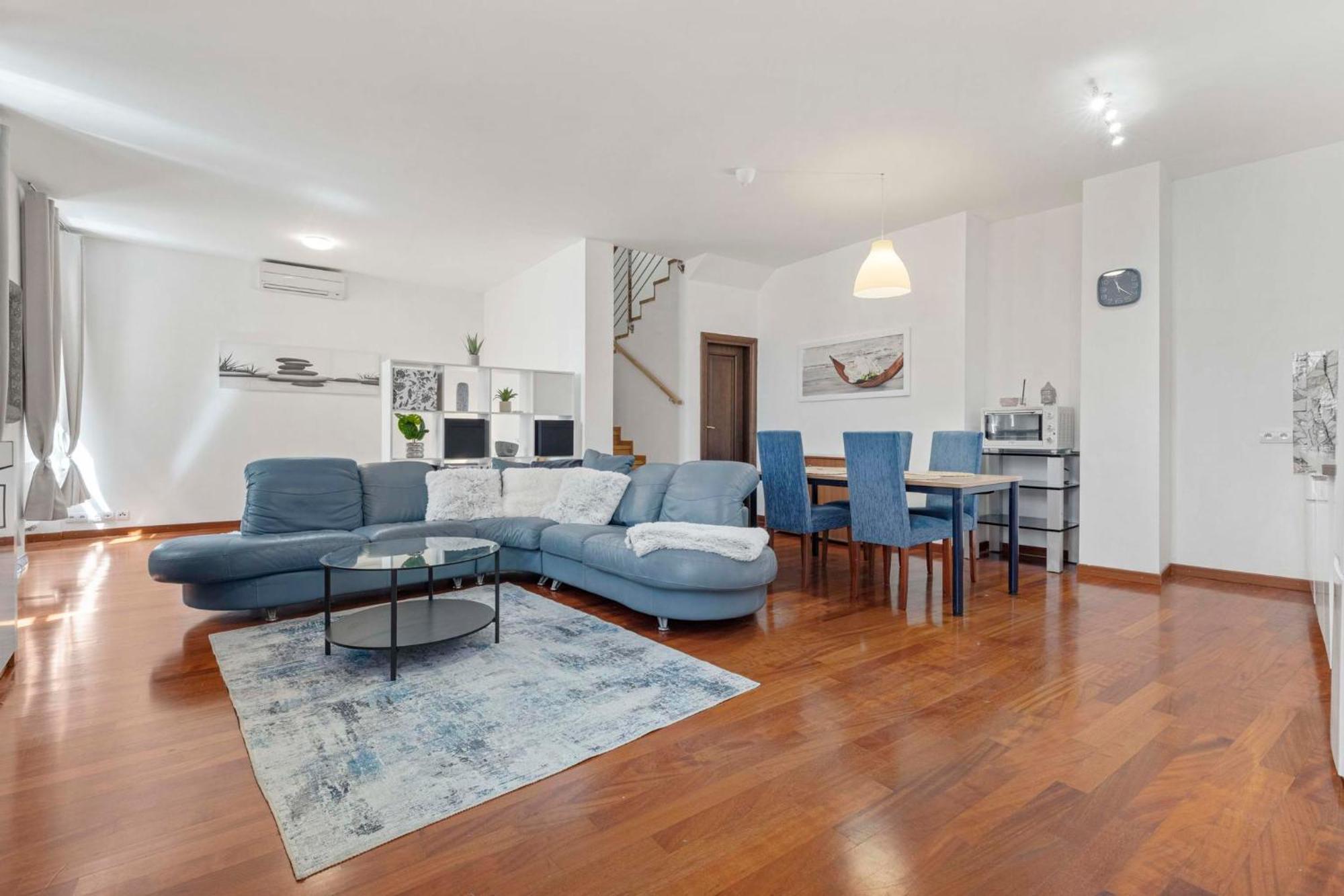 Charming Apartment In The Heart Of Bratislava Extérieur photo