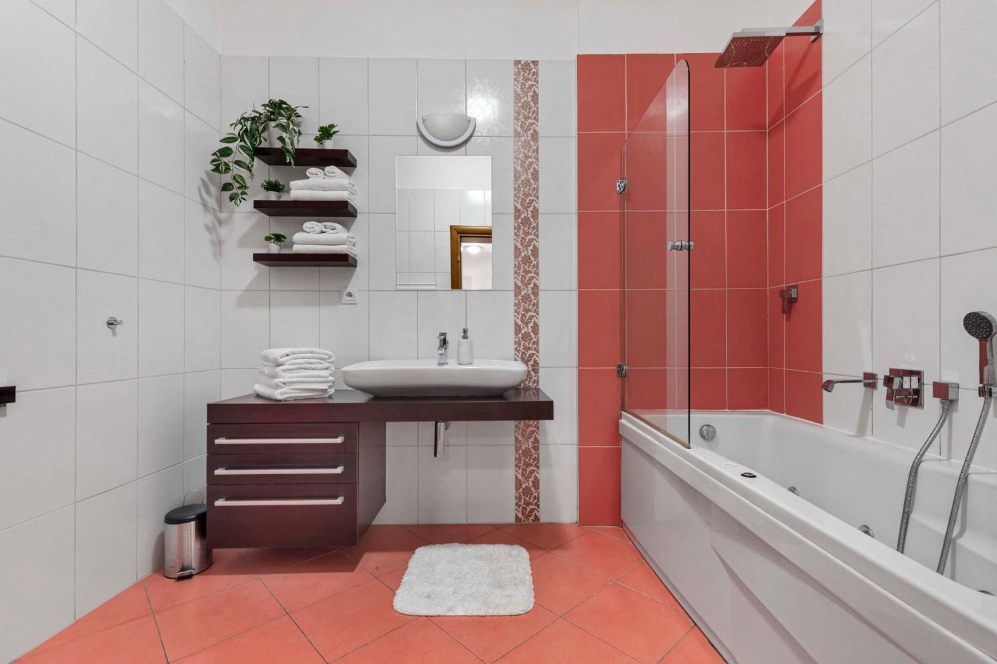 Charming Apartment In The Heart Of Bratislava Extérieur photo